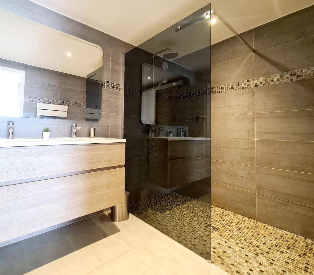 Magnifique Appartement Vue Mer - Grande Terrasse Et Piscine バンドール エクステリア 写真