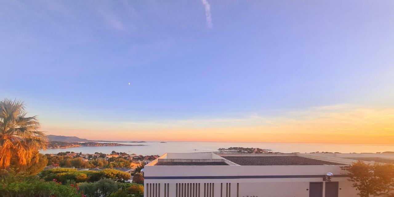 Magnifique Appartement Vue Mer - Grande Terrasse Et Piscine バンドール エクステリア 写真