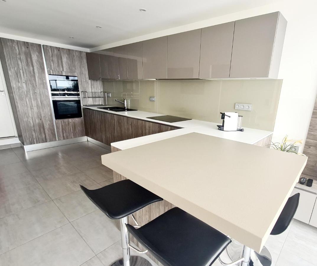 Magnifique Appartement Vue Mer - Grande Terrasse Et Piscine バンドール エクステリア 写真
